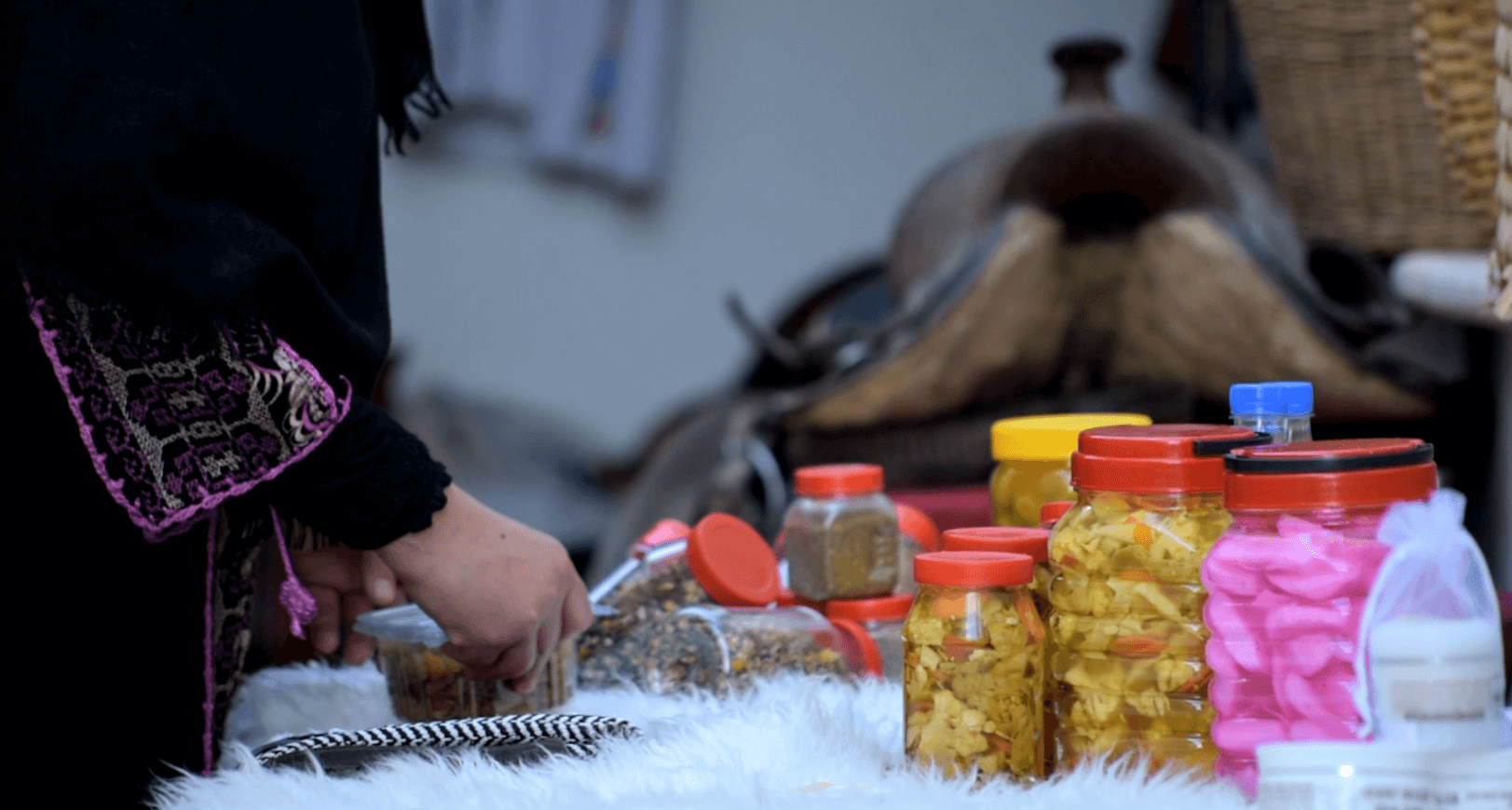 אירוח אוכל בדואי מסורתי רהט ג'ולייט בדר