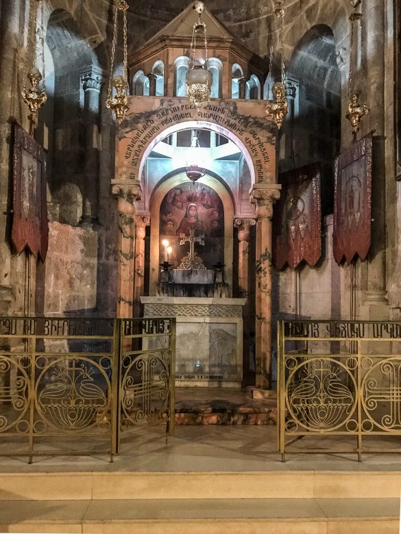 כנסיית הקבר. המלצות לטיול יום ומקומות שכדאי לבקר בהם בירושלים