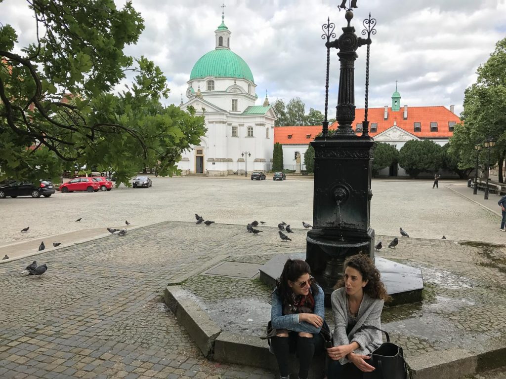 העיר העתיקה בורשה. עצירת חובה במהלך סופ"ש של אוכל ושופינג בבירת פולין