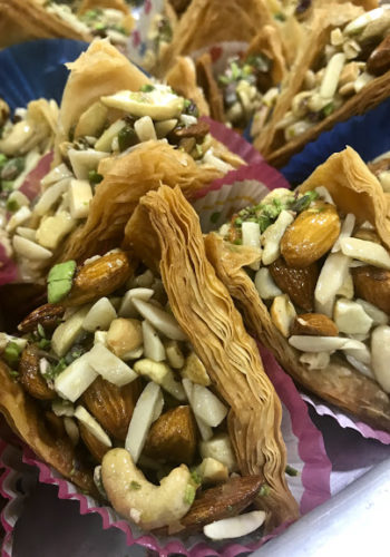 ממתקים שיפילו אתכם מהרגליים ב-Pistachio Sweets חופשה בעקבה: איפה לישון ומה לאכול בעיר הנופש של ירדן. Pistachio sweets